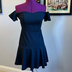 Black BB Dakota off the shoulder cocktail dress - size small
